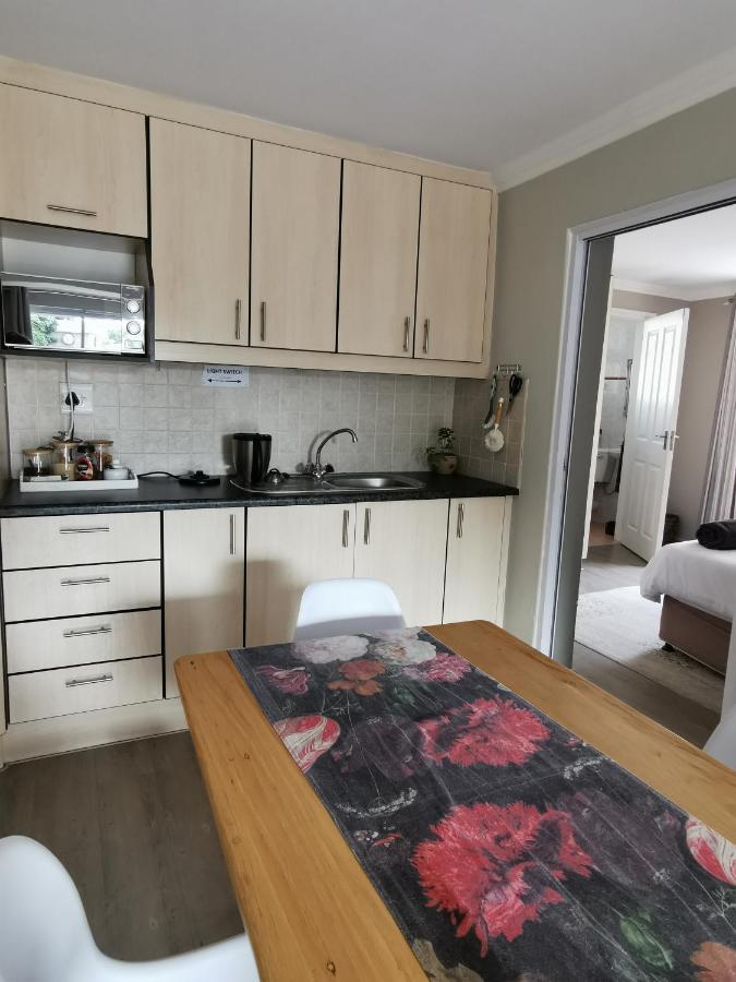 Appartamento Mulberry Gardens Self Catering Swakopmund Esterno foto